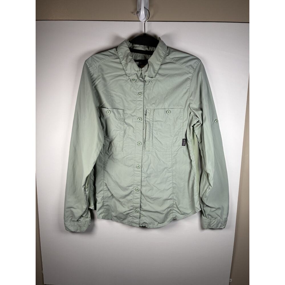 Patagonia Womens 10 Sage Green Nylon Long Sleeve Button Down Hiking Shirt EUC